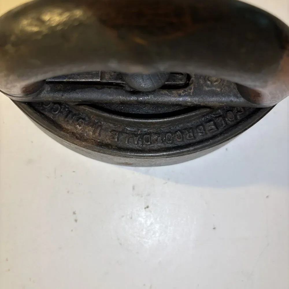 Colebrookdale Iron Co. Antique Sad Iron Vintage Clothes Detachable Handle Type C - Picture 12 of 12